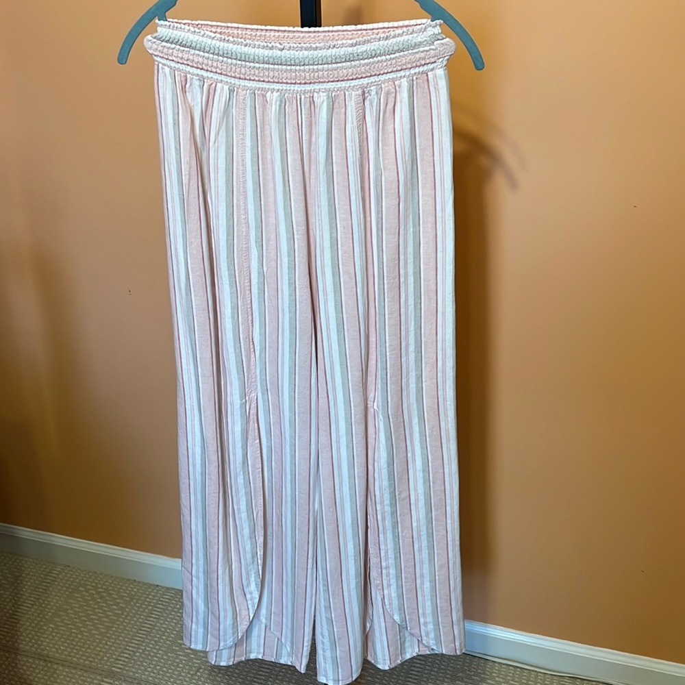 Land and sea striped pant with split opening below knee